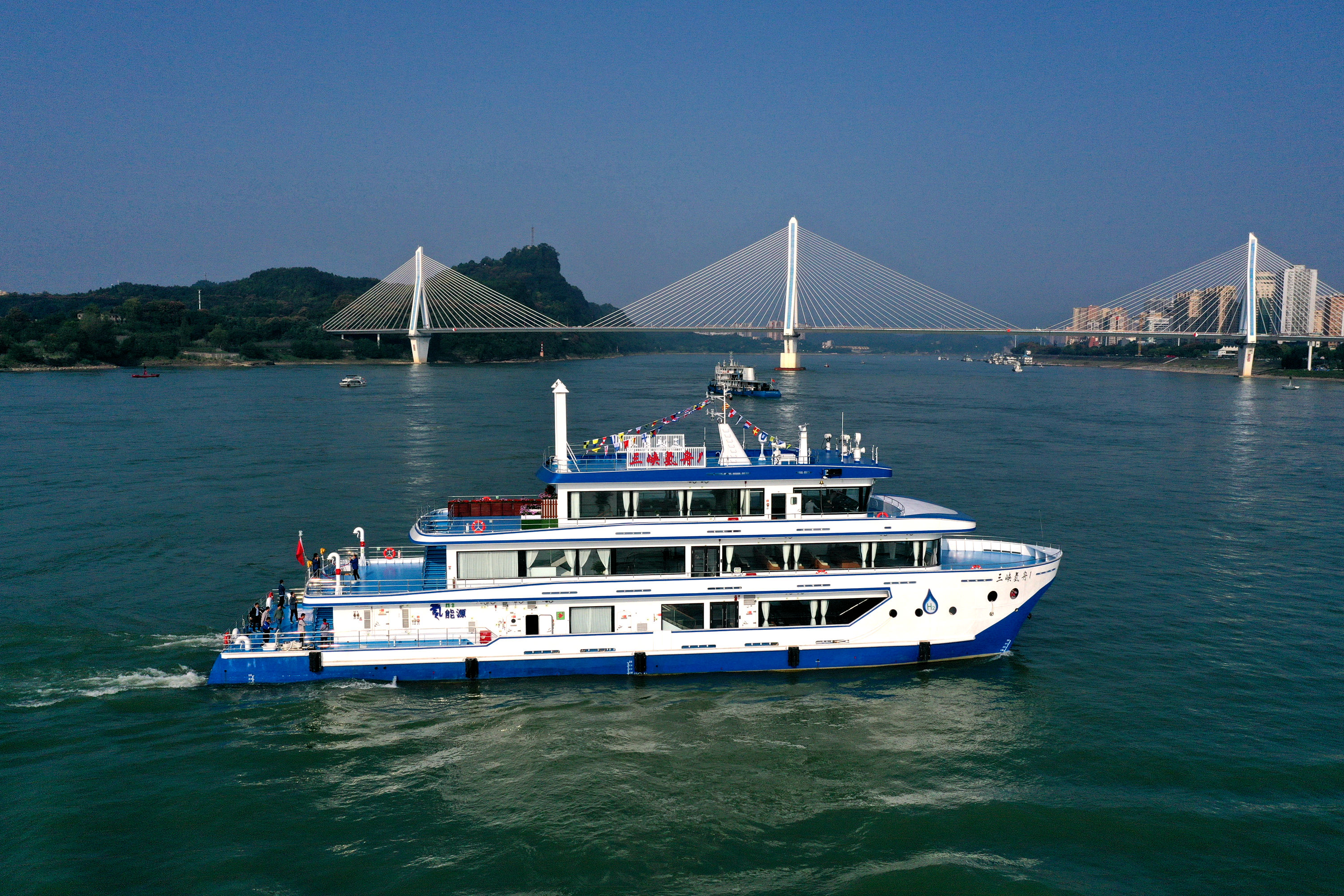 Three Gorges Hydrogen Boat 1